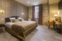 Hotel Clos Castel فنادق في Casteljaloux