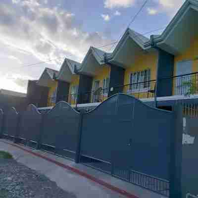 Diodeth's Apartments Hotel Exterior