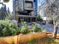 Shade Suites and Studios Hotels in Chyah