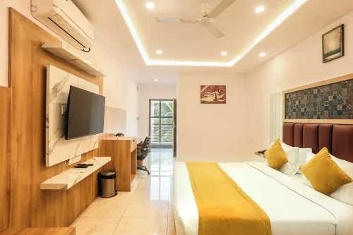 Gateway Inn Hotels in Meenakunte