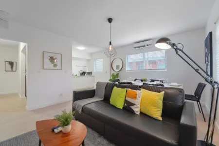 Fabulous Studio 15 Min from the Beach Отели рядом с достопримечательностью «Литл Хайти»