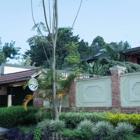 Nyumbani Downtown Cottages and Apartments