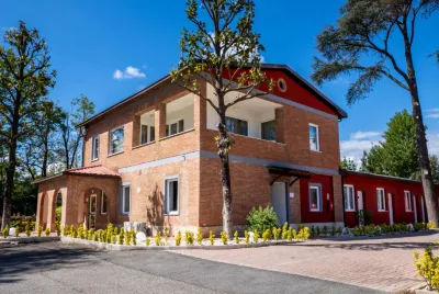 Tiber Suite Hotels near Settebagni