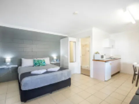 Banjo Paterson Motor Inn Hotels in Rosslea
