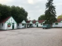 Chalet Motel Hotels in Custer