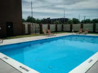 Best Western Plus Wooster Hotel  Conference Center - Pools