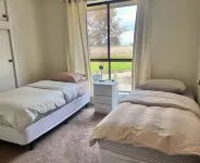 Wings Field - peaceful family farm stayFarm stay in Tocumwal, Australia Hotels in Tocumwal