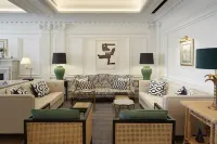 Hotel Boutique Villa Favorita - Airport Shuttle