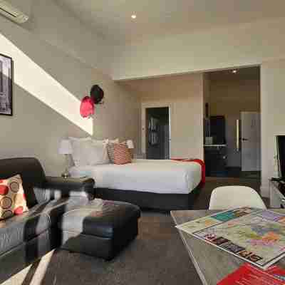 Balconies Lakeside Rooms