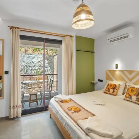 The Green Goose Hotel