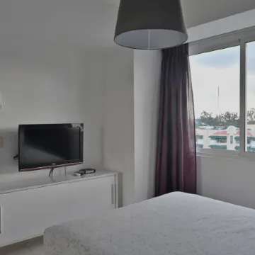 Lincoln Suite
