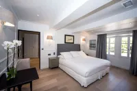 Hotel les Bories & Spa Hotels in Joucas