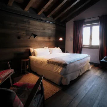 L'Ovella Negra Mountain Lodge
