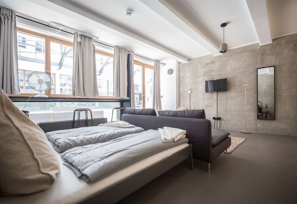 5. 네나 아파트먼트..