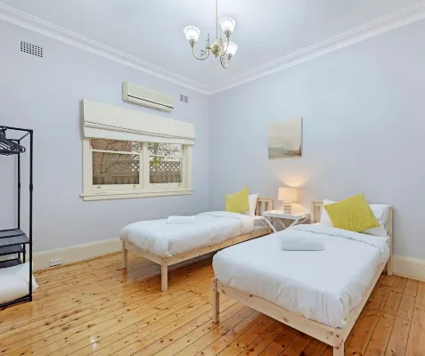 Kozyguru Campsie Oldie-But-Goodie Look 4 Bed House Nca011