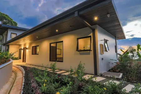 Dreamy Jungle Ocean-View Luxury Villa w Pool