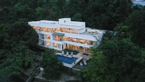 Amã Stays & Trails White House, Lonavala Hotels in Waksai