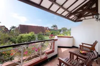 Royal Hotel and Villa Batu - Romantic