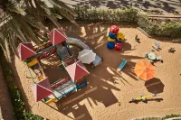 Seaside Palm Beach - Family