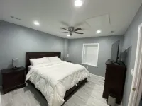 Shenandoah Serenity - Luxurious Mountain Cabin - Swimming Pool, Spa, Jacuzzi!