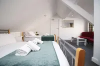 4 베드 플랫 - 4명 숙박 가능 - 주차 가능 - 와이파이 있음