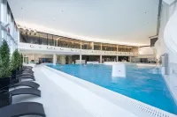 Park Inn by Radisson Meriton Conference Spa Tallin - Pools