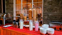 Aberdare Royal Cottages - breakfast