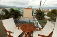 Kontogoni Rooms - parking