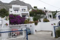 Tatsis Apartments