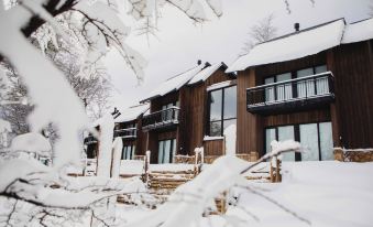 El Refugio Ski & Summer Lodge