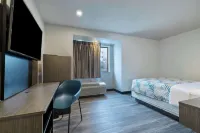 Motel 6 McAllen, TX - East - Cho phép mang theo thú cưng