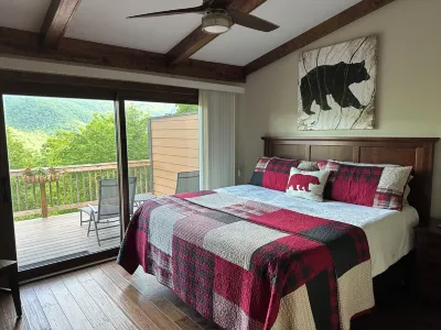 Hidden Mountain Gem with Fantastic Views!