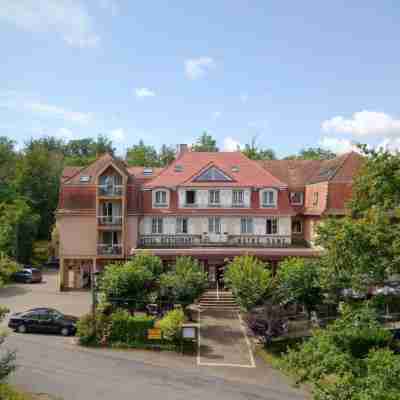 Logis Hôtel Notre-Dame de Bonne Fontaine Hotel Exterior