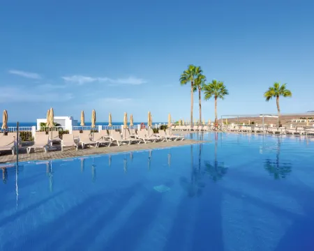 Hotel Riu Vistamar - All Inclusive Hotels in Puerto Rico