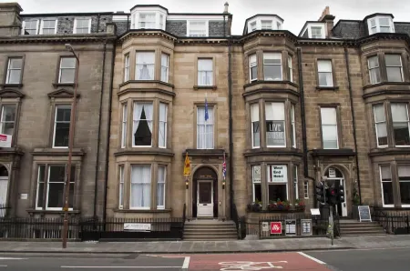 Palmerston Suites