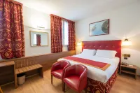 Hotel Regina Hotels in Milan