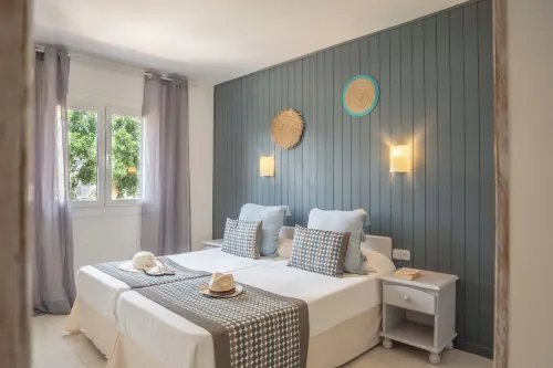 Apartamentos Royal Life - Pools
