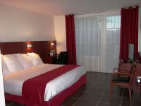 Hostellerie Del Matin Calme Hotels in Montverdun
