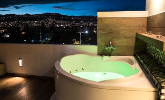 Hotel Toscana Plaza
