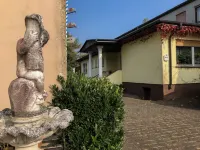 Hotel Restaurant Denis Hotels near Daufenbach