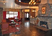 Ye Old English Inn Hotels in Ridgedale