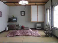 Akakura Onsen Izumiso Hôtels à : Mogami