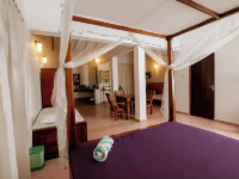 Prince Beach Hotel Bentota ベントータのホテル