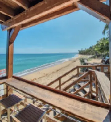 Tamboo Beside the Pointe