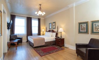 MarQueen Hotel