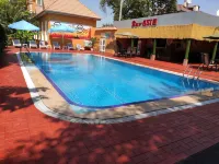 Asia Hotel Fergana - Pools