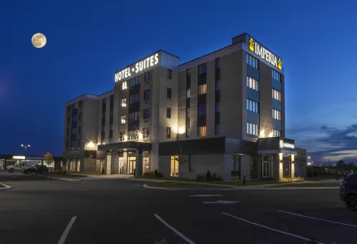 Imperia Hôtel et Suites Boucherville Hotels in Boucherville