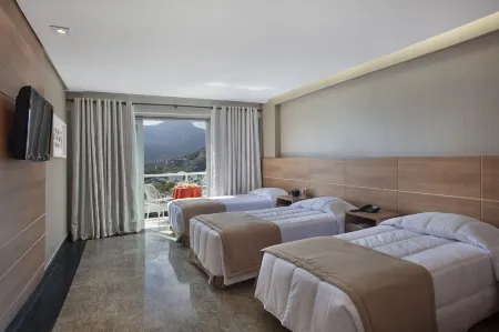 Royalty Barra Hotel