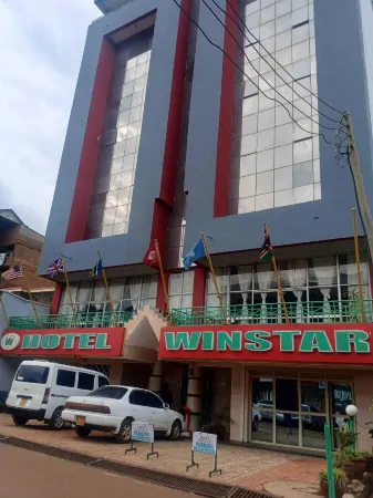 Hotel Winstar Отели в г. Элдорета