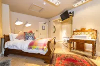 The Bull Hotel Hotels in Olney